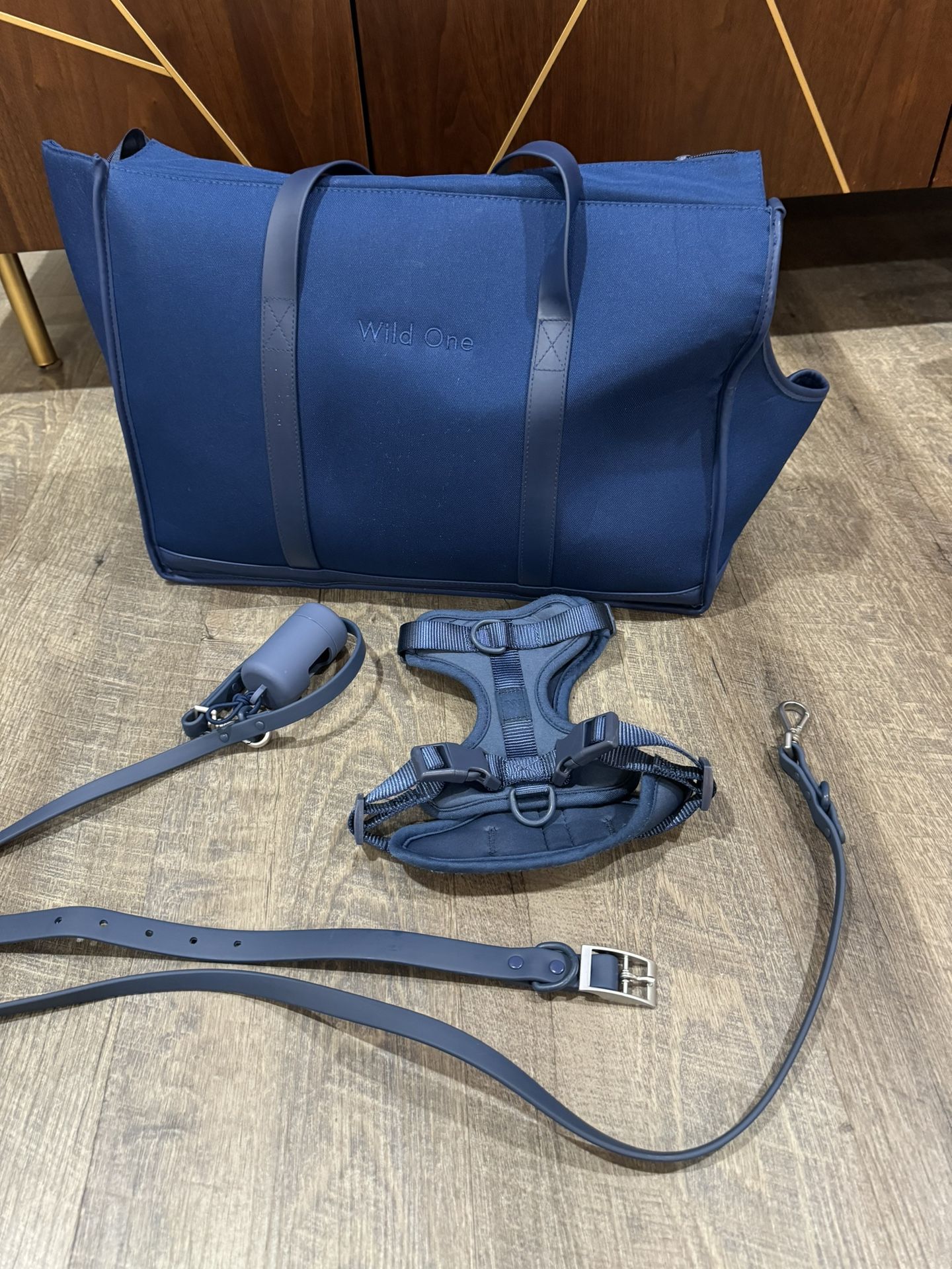 Wild One Navy Collar, Leash, Poop Bag, Harness, and Commuter Carrier Set
