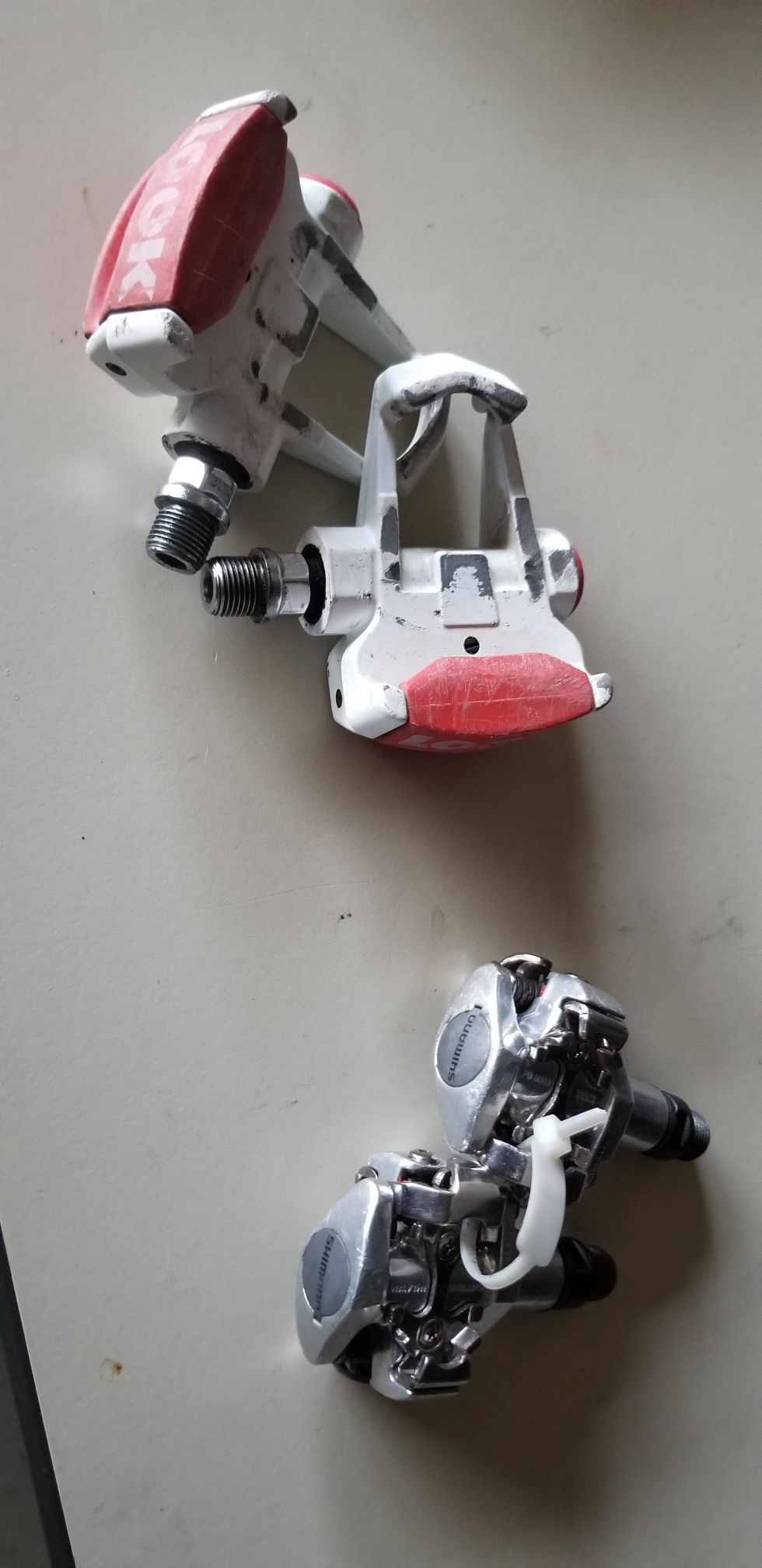 Clipless Bike Pedals - Shimano Deore SPD style or Look Rosd Bike Style