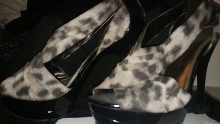 Black size 10 cheetah heels