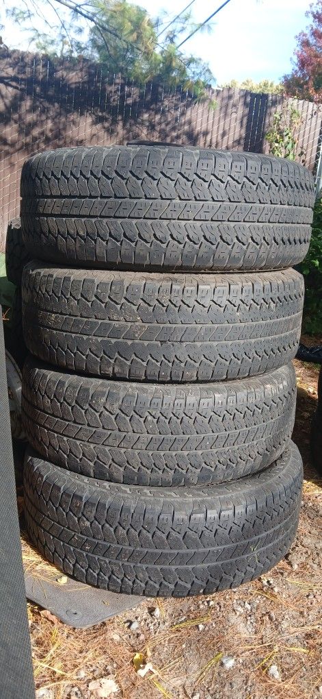 275/60/20 BRIDGESTONE DUELLER TIRES