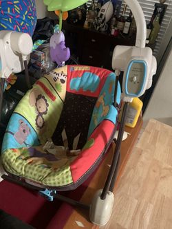 Baby rocker vibrating