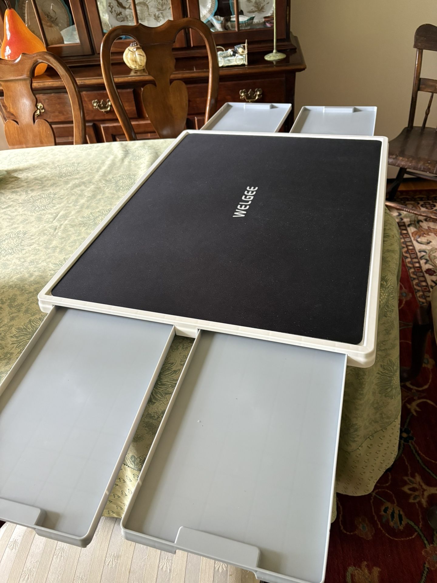 Puzzle Board - Rotating - 4 Drawers