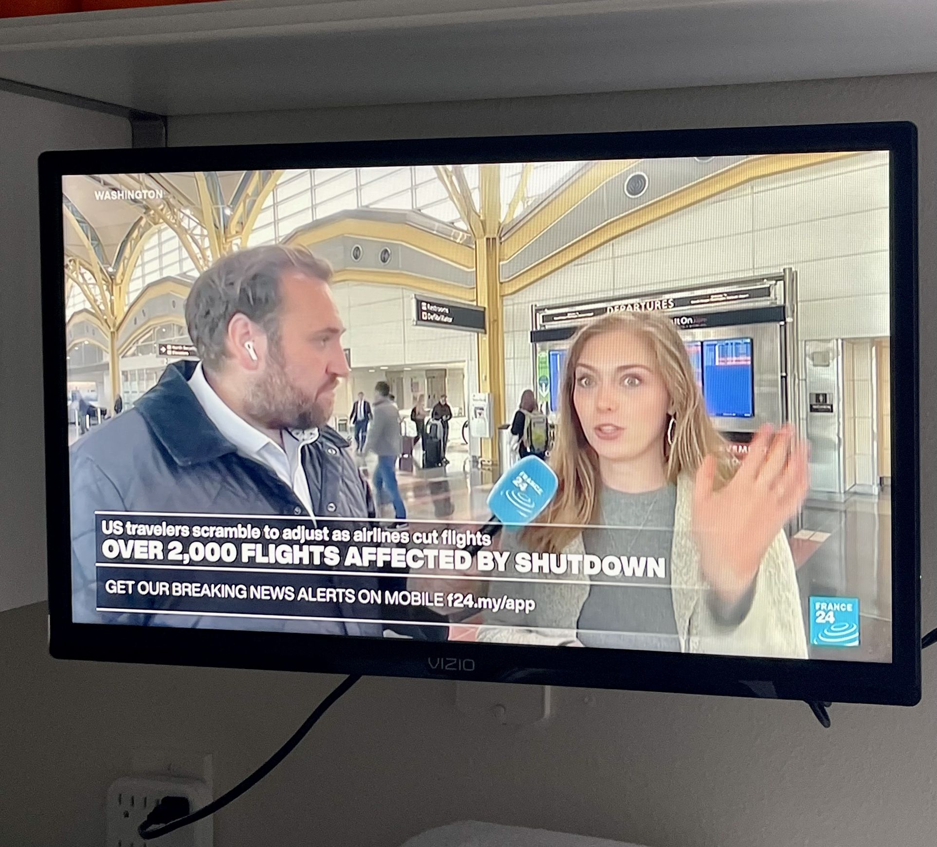 VIZIO 24” LED HDTV