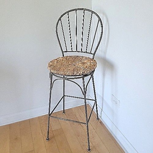 Metal Counter Stool - 360° Swivel Seat