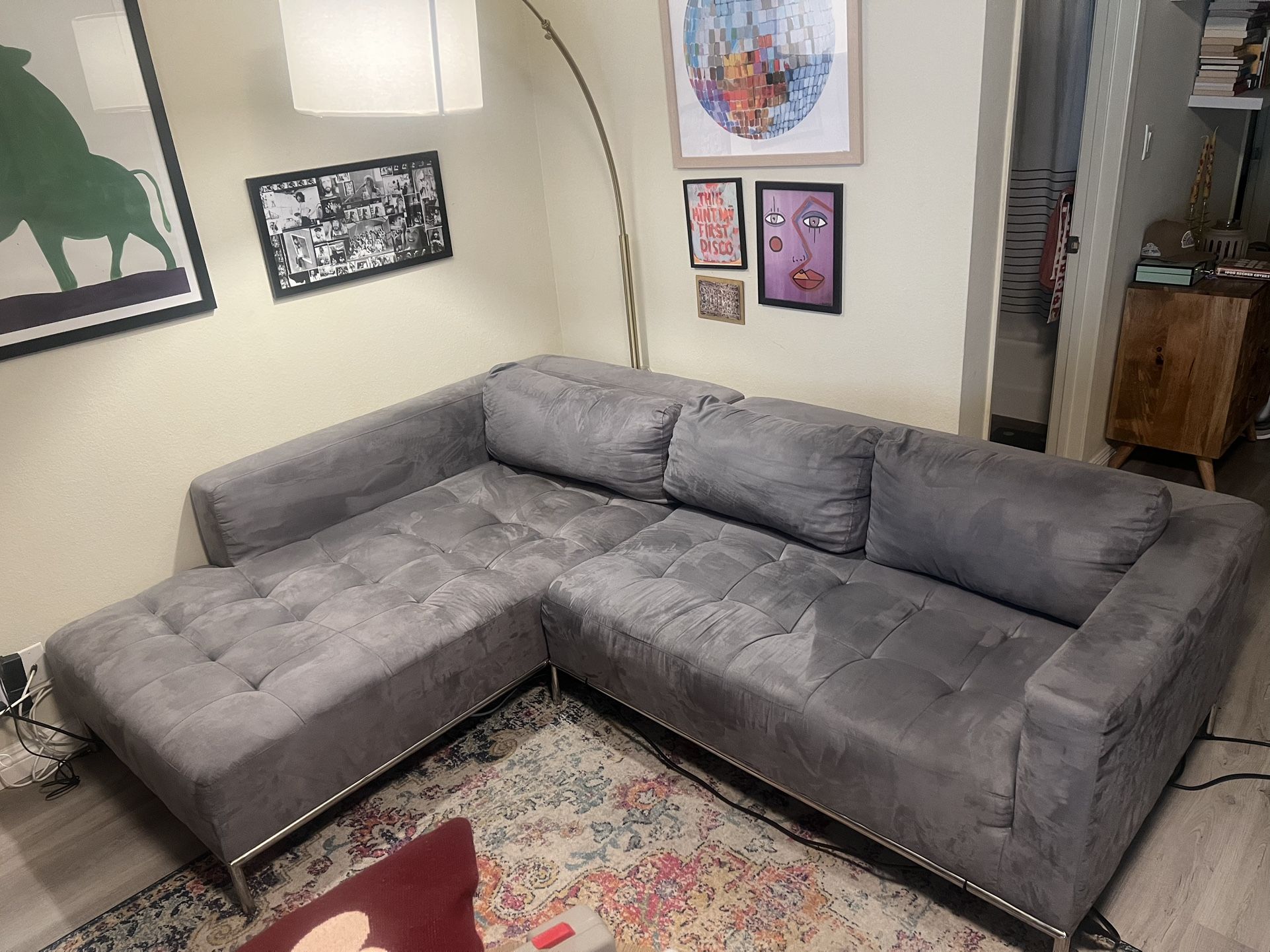 Sectional L Couch Gray Great Condition
