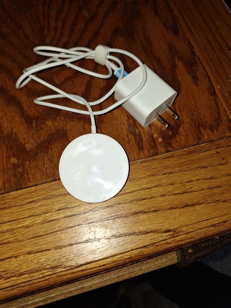 Apple Charger 