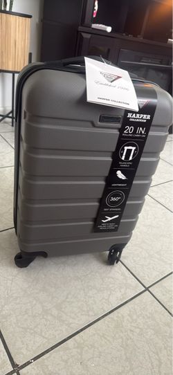 Travelers Club Harper 20-Inch Rolling Carry-On