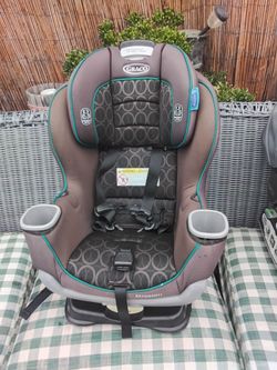 Kids Graco Carseat