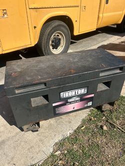 Ironton 36in. Jobsite Box