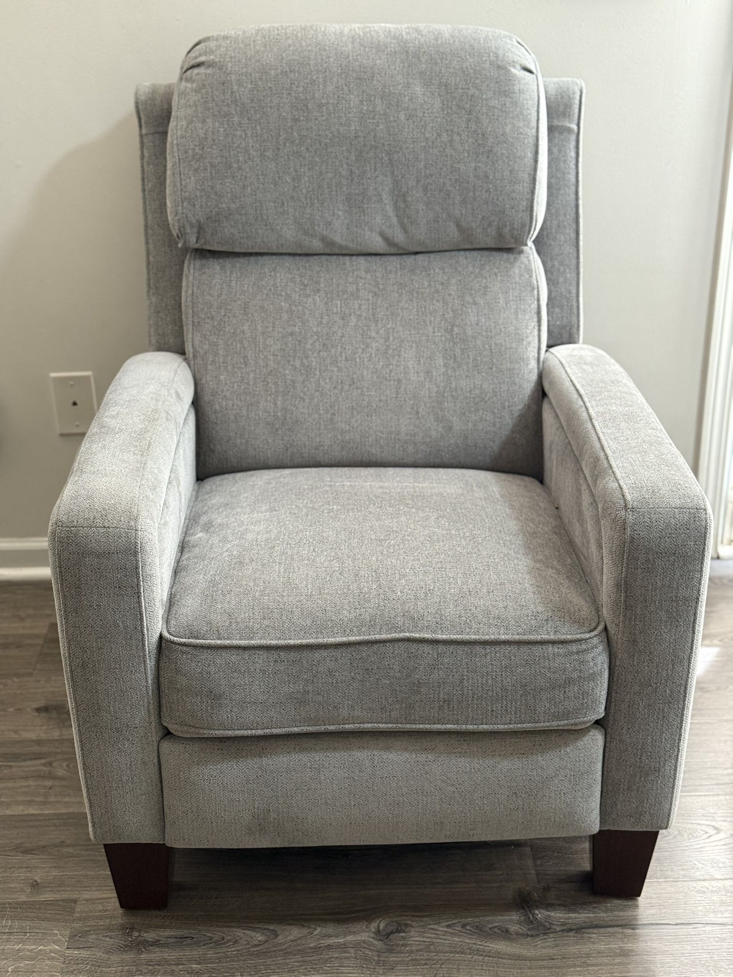 Arlie Fabric Pushback Recliner (Like New)