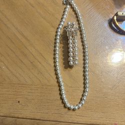 Pearl Nackles With Hair Clip 