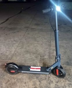E68 scooter caroma