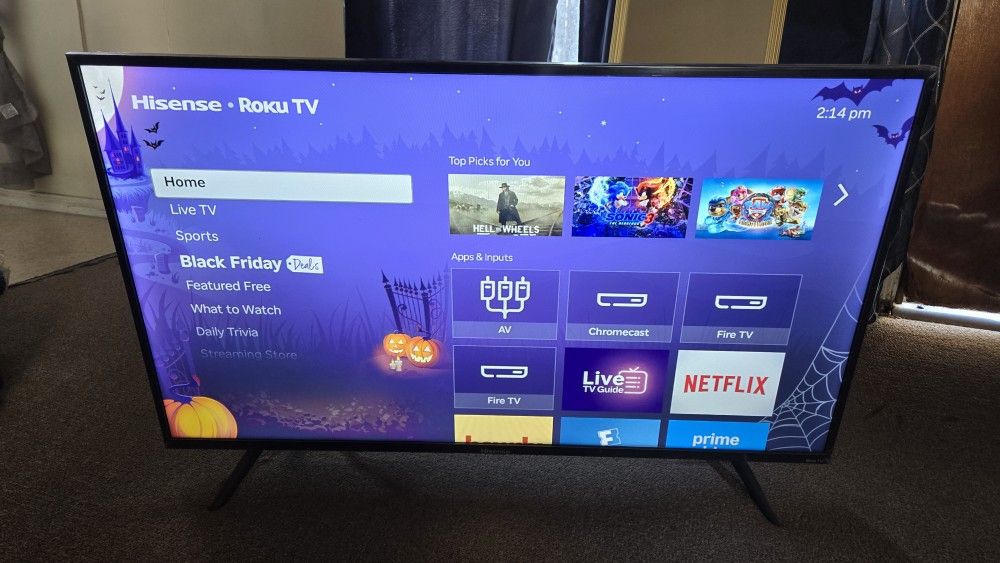 Hisense 40” Roku Smart TV – Perfect Condition – Ready to Use