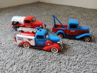 Toy 1:24 Scale Die-Cast Cars