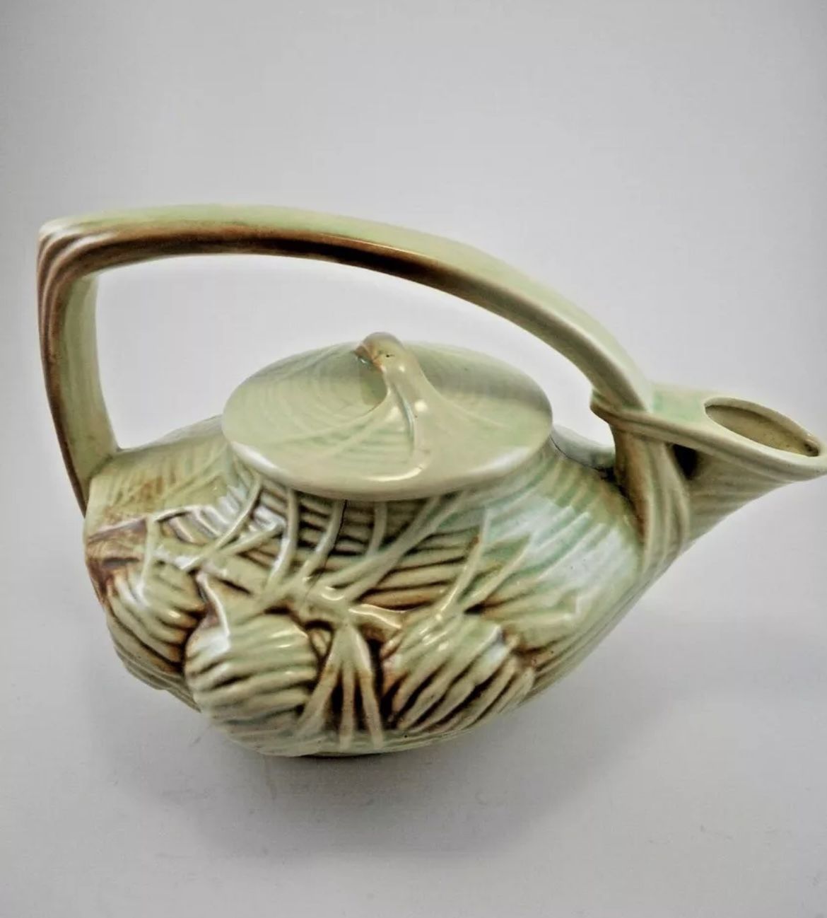 Beautiful McCoy vintage 1940´s pine cone pattern lidded teapot, this piece is in good condition, width is 9 3/4" width x 6" height. Please let us know,All Products : American Fashion Style Bags On Sale