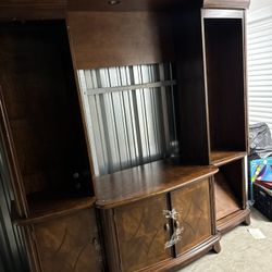 Entertainment Center Unit 