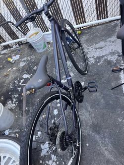Cty 1.1 co-op bike slightly used brakes and gears work perfect