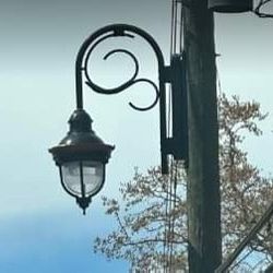 Street Light Hanger: H70 inch W40  Light: L37 W25