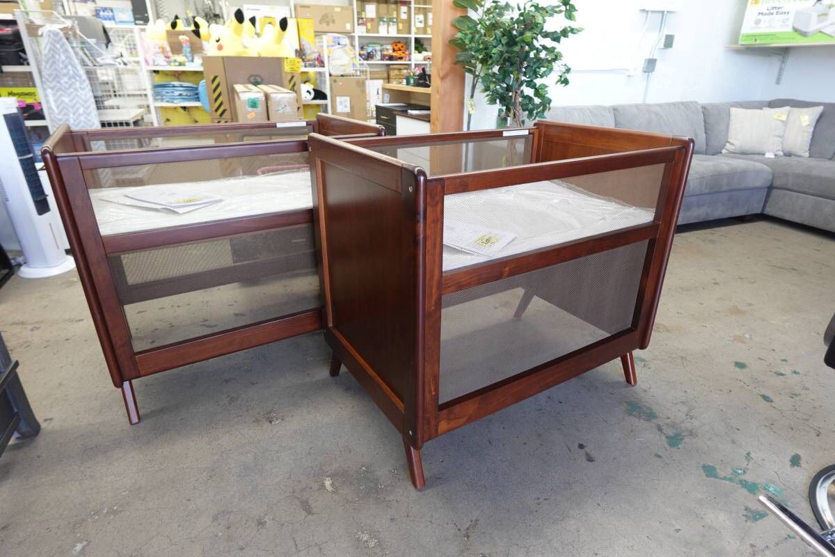 2-in-1 BreathableBaby Mini Mesh Baby Crib with Mattress in Walnut
