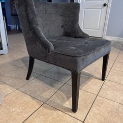 Accent Chair 