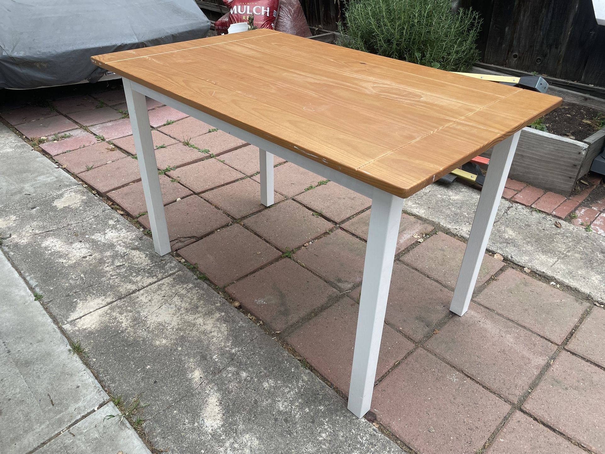 Beautiful Farmhouse table—desk— 28x45—L@@k