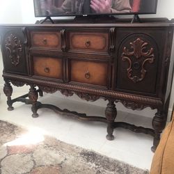 Beautiful Antique Buffet Made In 1933 For Sale! Free Delivery 🚚 