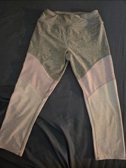 Calvin Klein Performance Women’s Colorblock High-Waisted Leggings