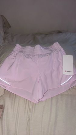 Lululemon size 6 PINK Hotty Hot HR Shorts