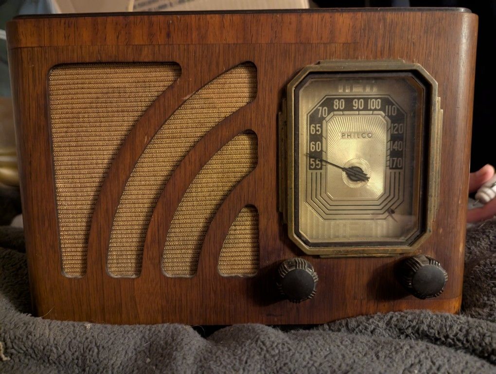 Vintage/Antique Radio
