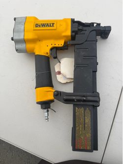 DEWALT Pneumatic Wide Crown Stapler