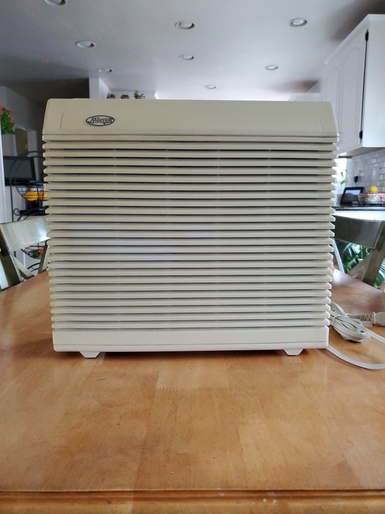 Hunter Model 30065 Hepatech Home Air Purifier Ion Generator L8