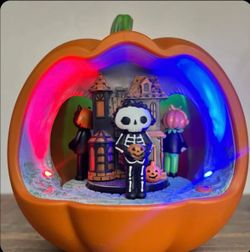Hyde and Eek! Animated Pumpkin Haunted House Decor