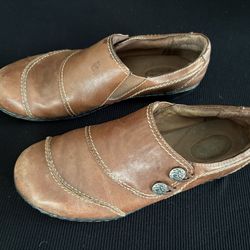 Clarks Bendables Women's Brown Loafers Shoes 9 M  
