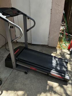 Incline treadmill HURRY PLEASE