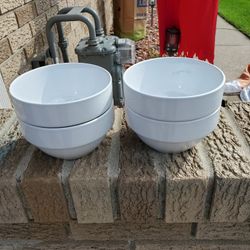 Crofton White Soup/cereal  Bowls X4