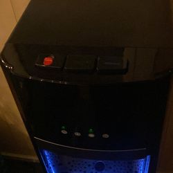 Water Despenser 