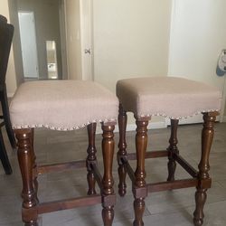 set of 2 bar stools