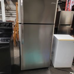 Nice CLEAN WORKING Stanless Steel FRIDGE