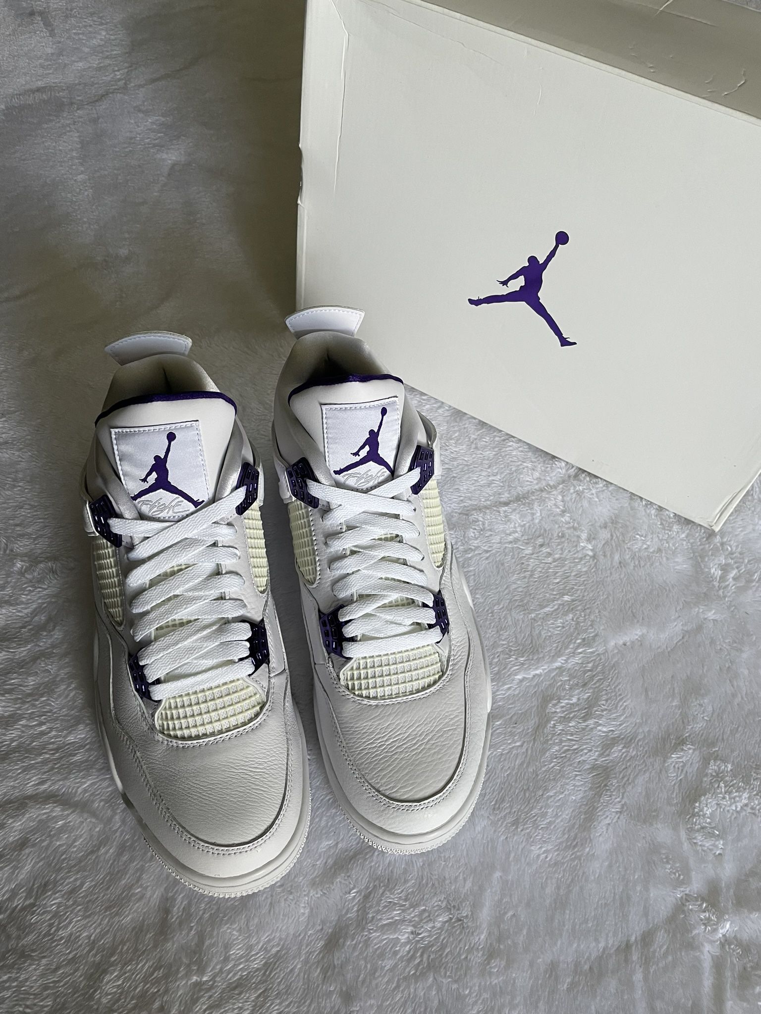 Air Jordan 4 Retro ‘Purple Metallic’