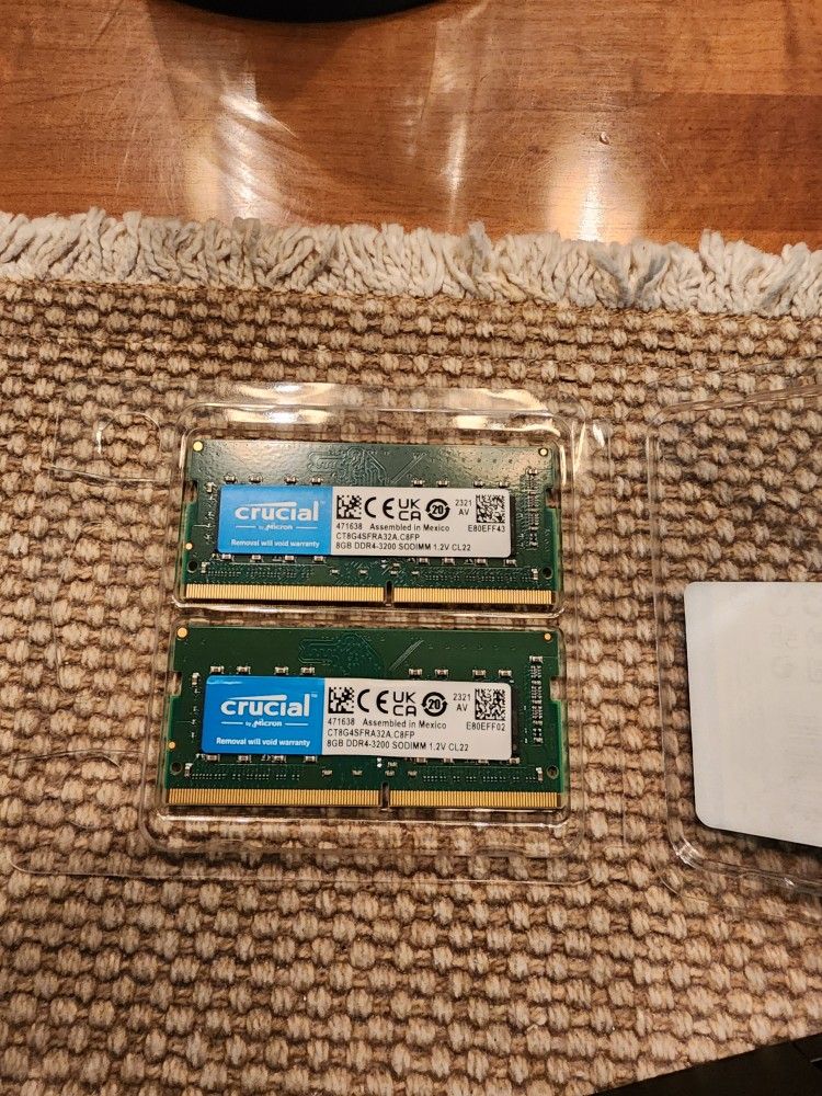 Crucial 16GB (2x8GB) DDR4-3200 SO-DIMM 260-Pin RAM CT8G4SFR32A.C6FR