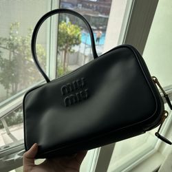 Authentic Min Miu Bag black Condition 9/10