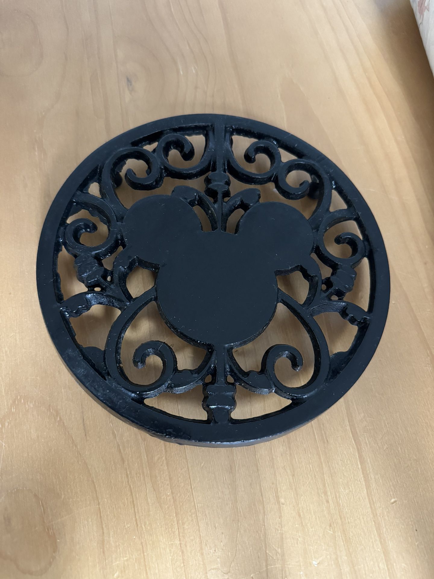 Disney Cast Iron Trivet Gourmet Mickey Mouse Hot Pad Black 7.5 Inches