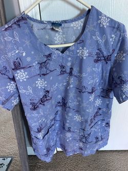Winter Snowflake Bambi Scrub Top Size Medium M