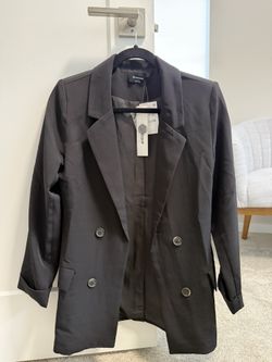 NEW: Women’s Size Small Black Blazer
