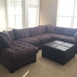 Rooms To Go Cindy Crawford Sectional 3 Piece With Chaise Lounge 