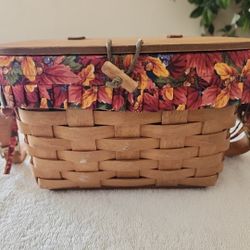 Longaberger Hand Woven Basket w  Floral Insert 