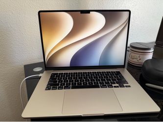 M2 MacBook Air 15 inch 256gb