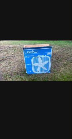 Lasko Air Circulating Box Fan