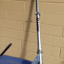 In Exallant Clean Working Condition Razor Scooter You Can Adjust It To Your Hight $15 Check Out All Pictures 