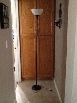 Floor lamp